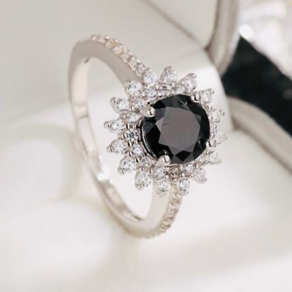 S925 Sterling Silver Black Cubic Zirconia Ring Size 7